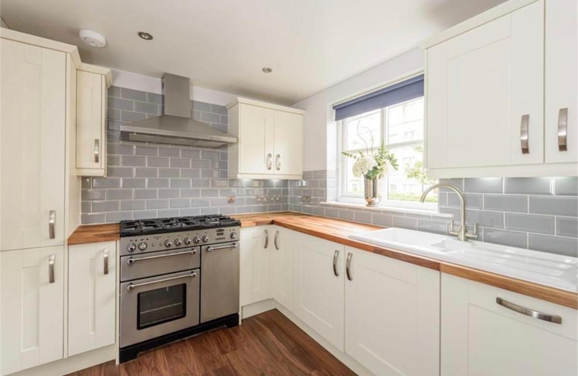 Cosy Roseburn Apartment, Edinburgh - 2 Bedrooms, Free Parking Exterior photo