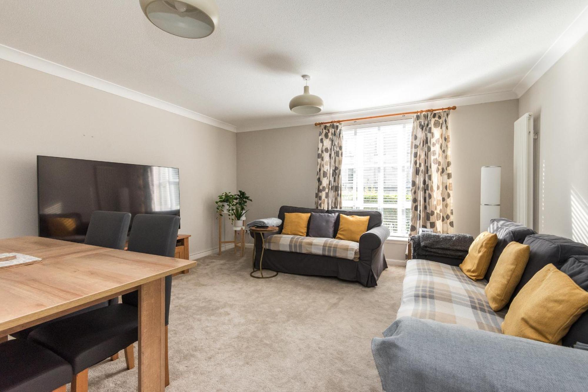 Cosy Roseburn Apartment, Edinburgh - 2 Bedrooms, Free Parking Exterior photo